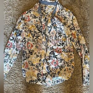 St John’s Bay Women’s Shirt.